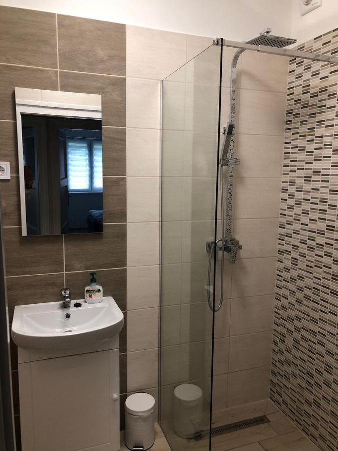Kelemen Apartman Надьканижа Экстерьер фото